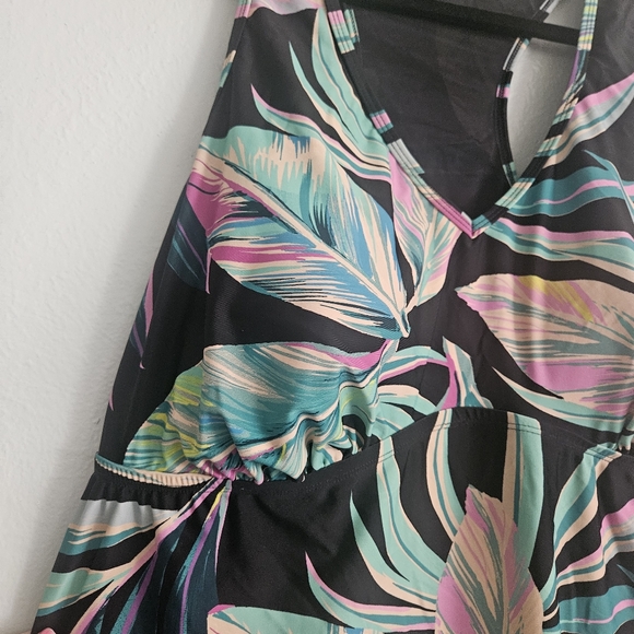 Torrid Racerback Tankini - Picture 2 of 5